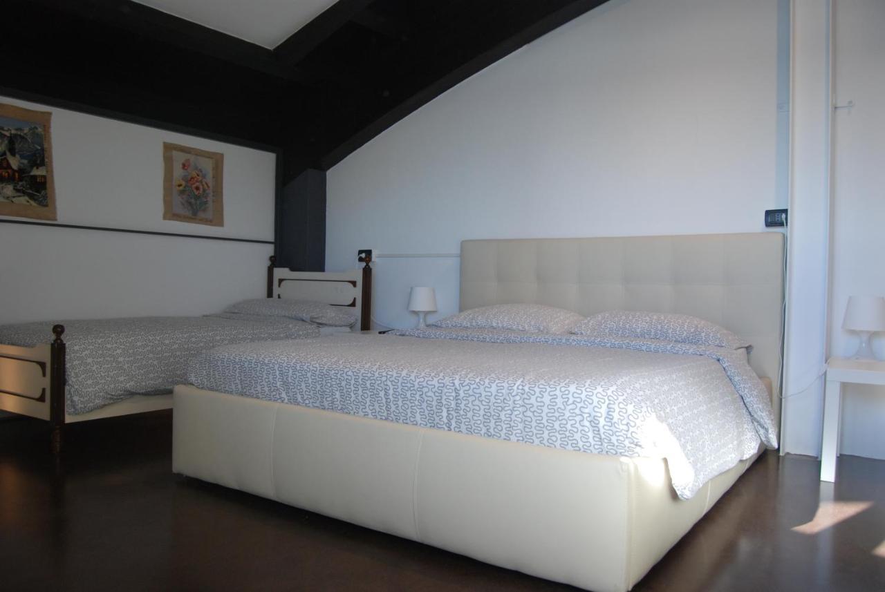 Le Vele Affittacamere Desenzano del Garda Kültér fotó